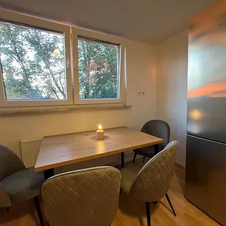 Apartamento 50Qm Dachgeschoss Wohnung - Waschmaschine - Zentral In Bochum Ehrenfeld - Glasfaser - Netflix - Self Check-In