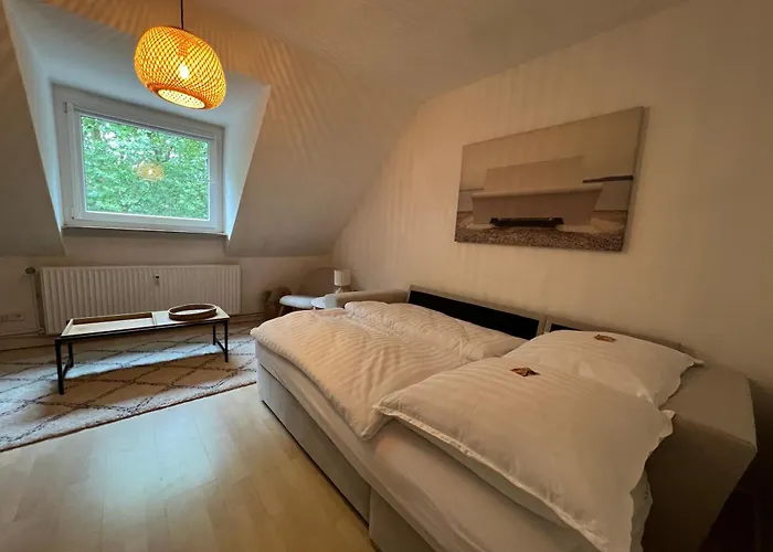 公寓 50qm Dachgeschoss Zentral In Ehrenfeld - Friederika I *